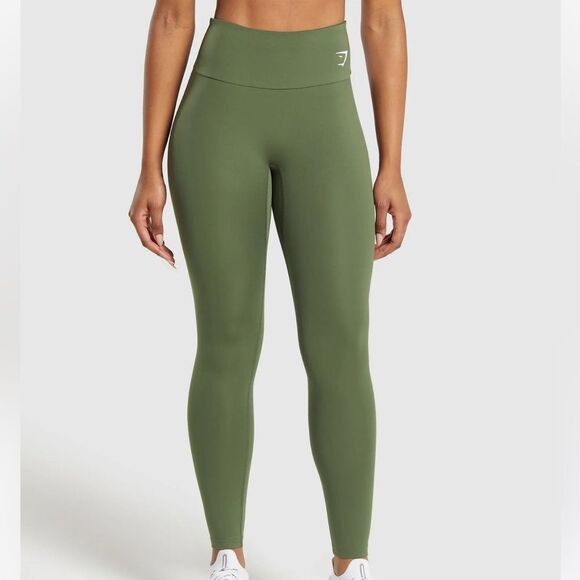 Gymshark TRAINING LEGGINGS Size Small Green NWT In Packaging - Picture 1 of 5